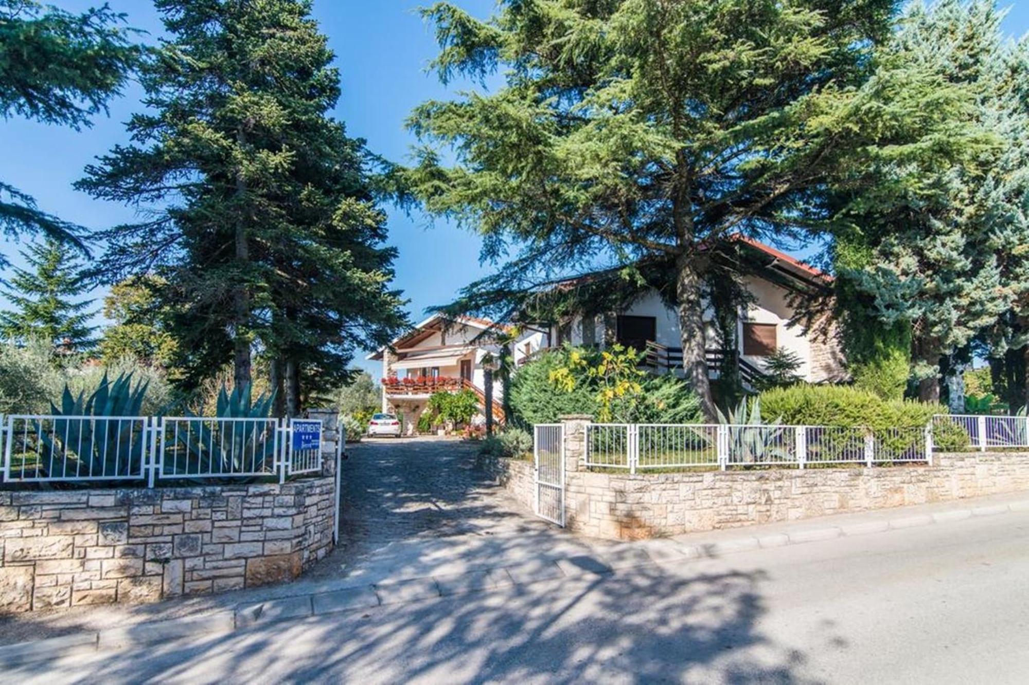 Villa Amalija - Apartment Amy Medulin Exteriér fotografie